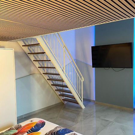 Charm E Chic Apartment Naples Exterior photo